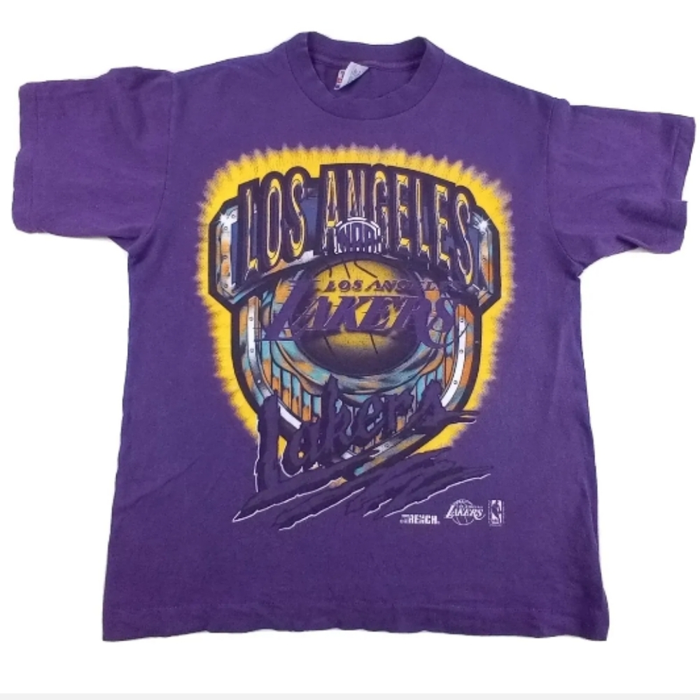 Vintage Los Angeles Lakers Spellout T Shirt Men Medium NBA Basketball Purple USA
